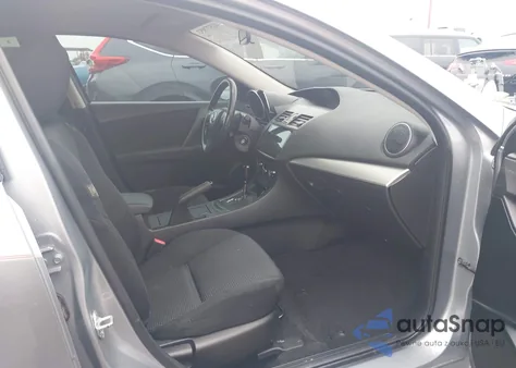 2013 Mazda Mazda3 I Sport from USA, damaged, VIN JM1BL1U76D1760916